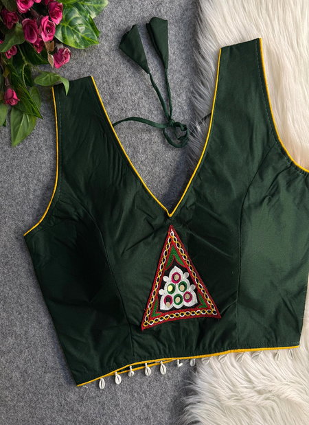 
Rk Blouse Heavy Rayon Cotton With Gamthi Patch & Shell Lace Pattern Wholesale Suppliers In Mumbai
